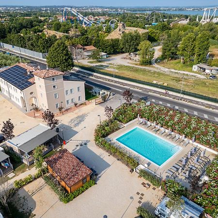 Отель I Campi Wine Relais Ronchi  Экстерьер фото