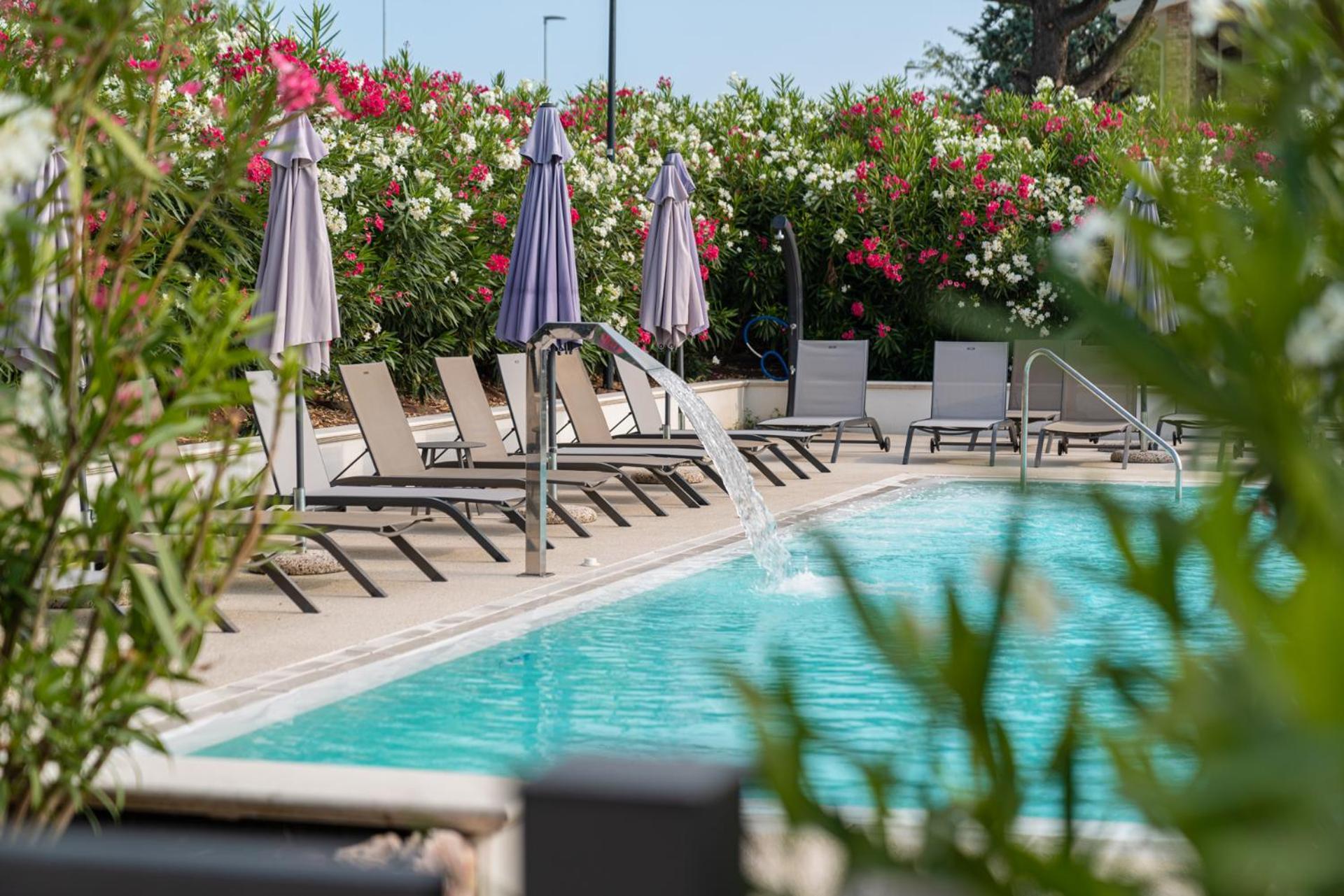 Отель I Campi Wine Relais Ronchi  Экстерьер фото